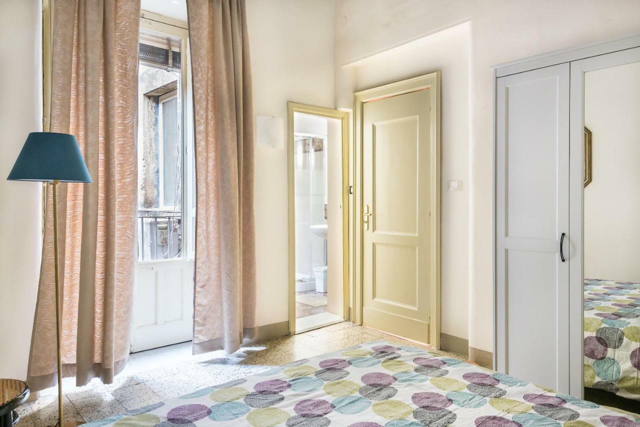 Ferienwohnung Alla Corte Del XIX Secolo Catania Exterior foto