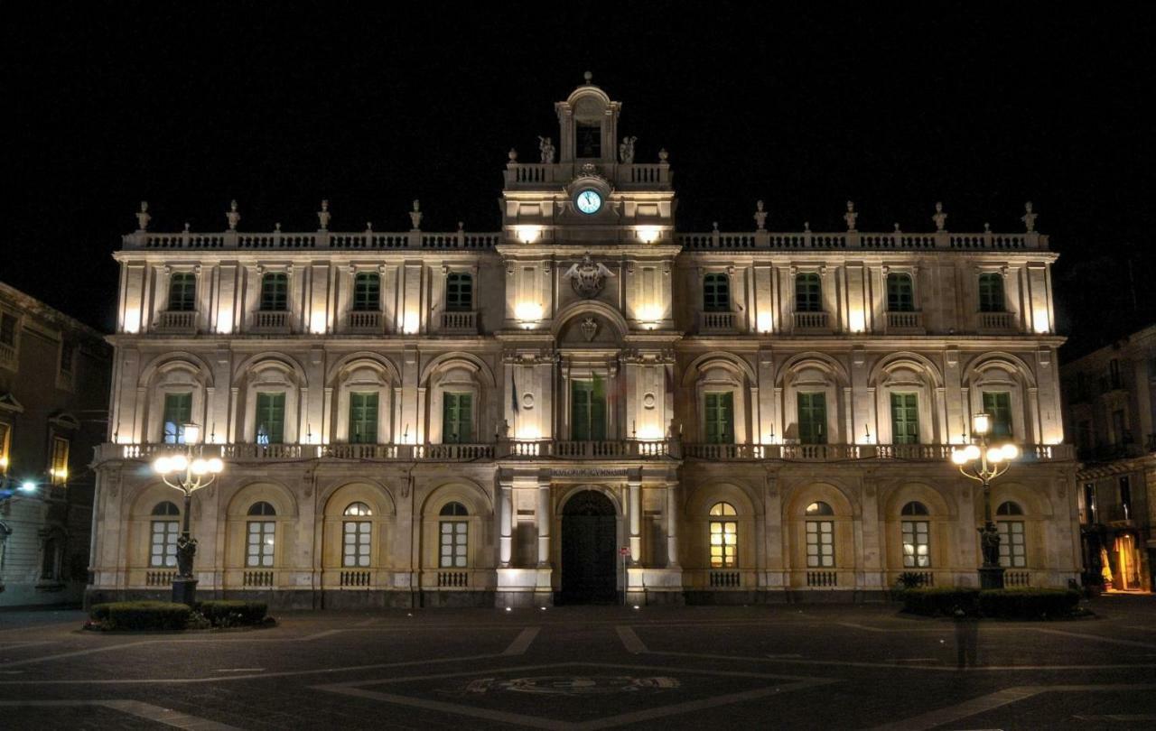 Ferienwohnung Alla Corte Del XIX Secolo Catania Exterior foto